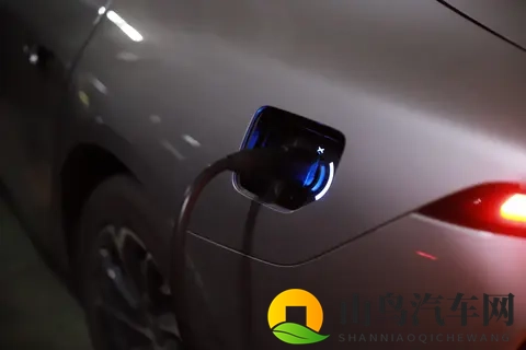 刚买的充电桩就达不到额定功率？-2