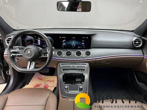 黑人亚洲人娇小：黑色皮肤，亚洲血统，娇小身姿-1