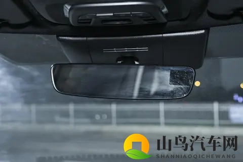 2026款丰田锋兰达：燃油版vs混动版，9款配置如何选？-1