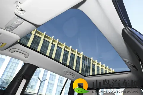 亏电 55L 油耗 + 1240km 续航!AION i60 增程版太懂家用了-1