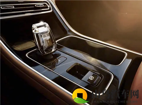 91麻豆传媒：未来座舱,移动的私人影院革命-2