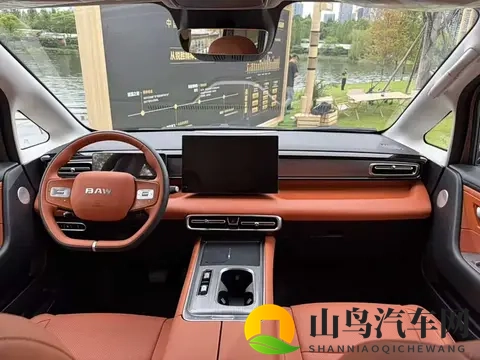 北汽锐胜M8将于11月5日预售！四种动力类型_中大型MPV-2