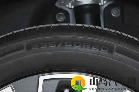 15万预算想买中型SUV？捷途山海L7 PLUS：这才是旅行小房车！-2