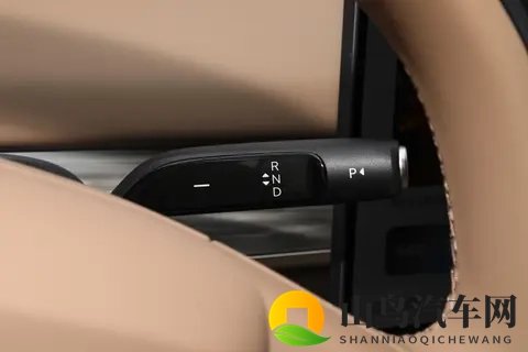 乐道L60 2026款升级实测:家用纯电车的新标杆?-3