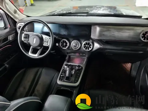 两年坦克300越野版，一手车况，13万多圆你硬派SUV梦！-1