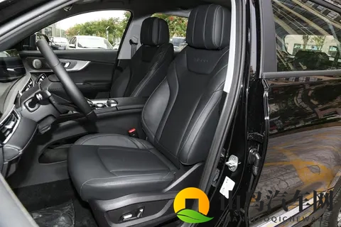 瑞虎8 PRO 2025款290T两驱豪华版：性价比之王的实力剖析-1