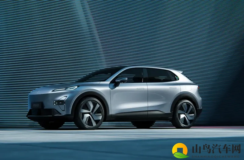 深蓝S05的智能平权，是要打遍同级无敌手？-1