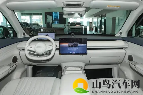 1898万起的空悬+CDC，星纪元ET的“豪华平权”是噱头还是实在？-3