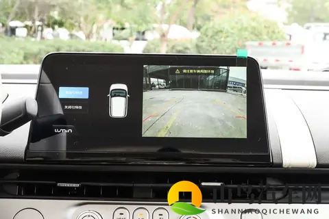 2025 款长安 Lumin 全面解读:配置特点、驾驶体验与选车建议-1