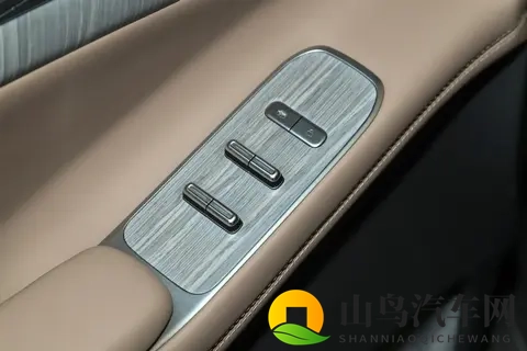 预售35万起，综合续航1602km，配800V架构+5C快充，小鹏X9增程版-3