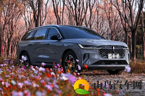 舞蹈生白丝憋尿用棉花堵：智能驾驶革新出行，体验升级路在何方，挑战重重？-2