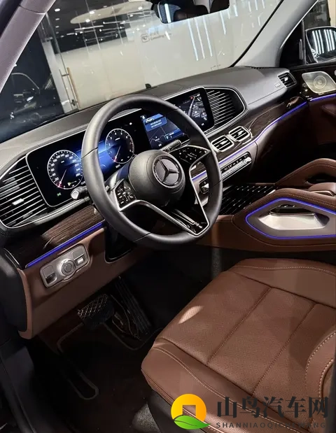 奔驰GLE 350减配不降，豪华车价格在悄悄松动？用户还买账吗？-1