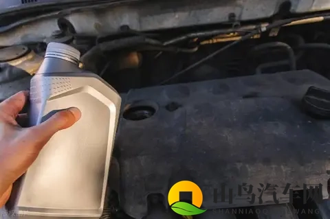 为什么不能乱用5W-30的机油？一些车用了可能会提前报废！-3