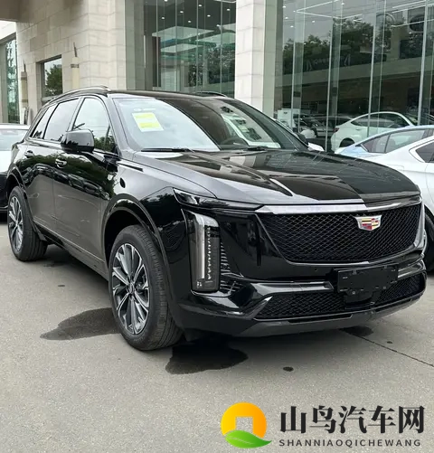 25万级凯迪拉克XT5,蜂鸟底盘够劲,后排空间却成遗憾-1