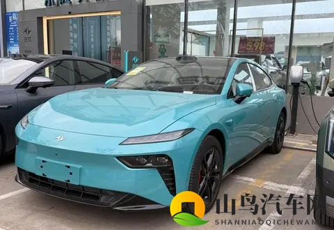 东风奕派eπ007+到店，增新配色+激光雷达，配544马力+FSD悬架-2