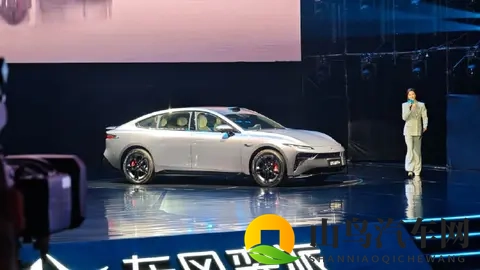 东风奕派eπ007+上市 限时焕新价1399-1499万元-3