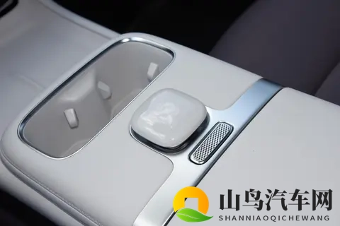 2026宝马i3：能耗降，续航增，打折热销中-1