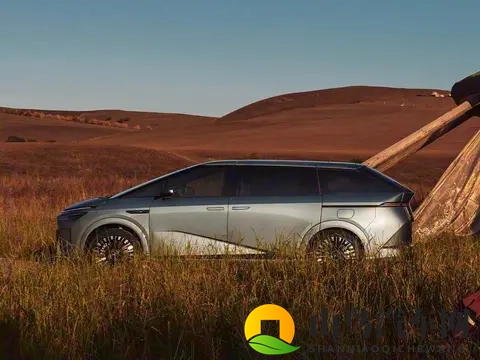 预售价35万元起!小鹏X9增程版开启预售,将于月内上市-3