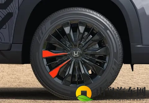 美女100%裸体100%无遮挡网站：裸眼3D革新驾驶，安全娱乐两不误-2