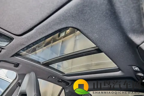 第三代领克03试驾：百公里加速65秒，紧凑型燃油车中的扛霸子！-2