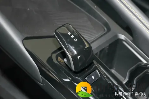 新车｜竞争传祺GS3_搭15T动力，吉利缤越L Battle版11月15日上市-2