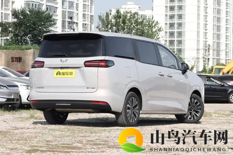 星光730 CVT精英型:均衡实用的家用MPV新选择-3