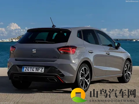 西雅特Ibiza改款成绝唱，主打三缸10TSI，运动版Polo敢卖17万-1