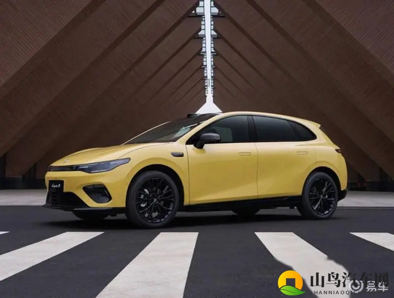 零跑Lafa将于11月28日上市，预售价1058万起，两套辅驾方案-1