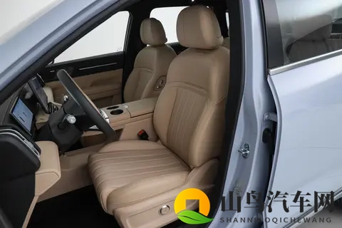 15万级中型SUV怎么选？山海L7 PLUS带你开启更多生活可能-1