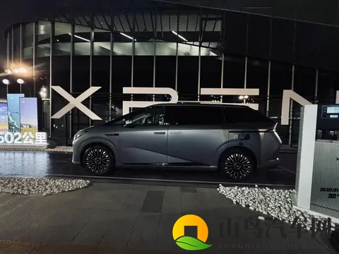 小鹏X9增程版开启预售，35万起售本月上市-1