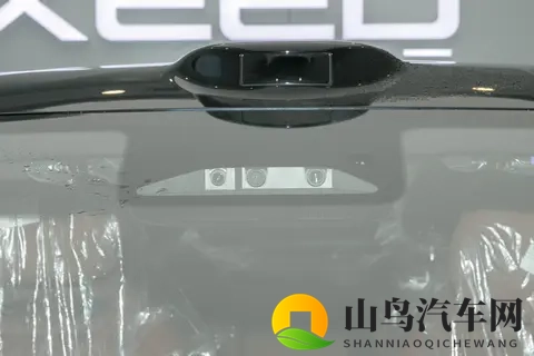 星纪元ES 2025款深度体验：1645km续航与驾驶体验的精妙平衡-3