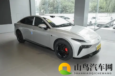 全系标配激光雷达+高通骁龙8295芯片，东风奕派eπ007+上市，香吗-1