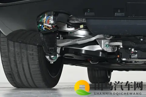 大六座SUV选车指南，腾势N8L DM适合家用吗？-1