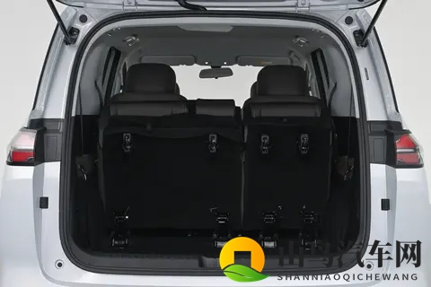 一车三动力,好开又好坐的星光730:“真”全能舒享大7座-1