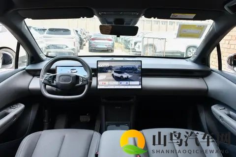 领克Z20曜红版广州车展上市:红色内饰升级,动力强劲-2