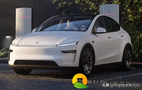 2885万！特斯拉Model Y长续航后轮驱动版上市，续航821km！-1