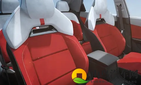 搅动纯电市场，8万起售带通风加热！MG4后排座椅容积1362L-2