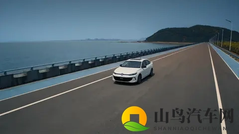 全新宝来&朗逸Pro同台竞技，谁将主宰10万级家轿市场？-3