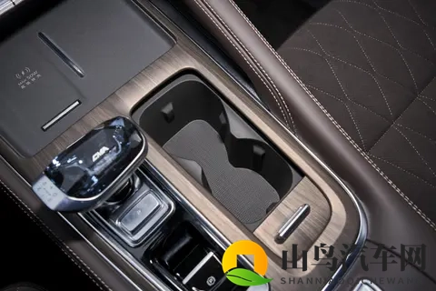 燃油车也有独特魅力！星越L凭啥卖出85万辆？看完你就懂了-1