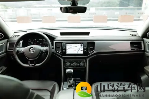 12万多拿下17年途昂V6，家用大空间之选？-2