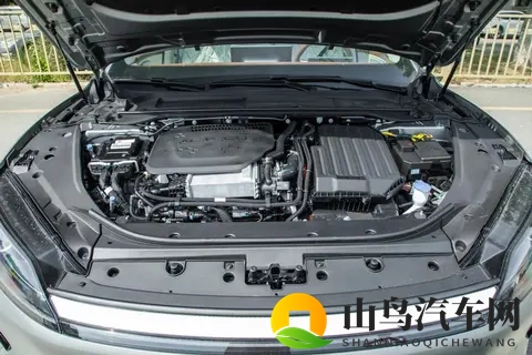 奇瑞推出的中大型车，长超5米+零百79s，15万可拿下，风云A9L-3