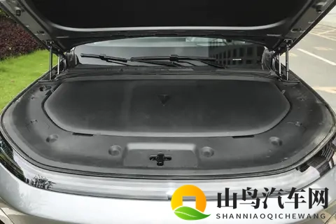 深蓝S09，增程式大6座SUV，纯电续航310公里，对比腾势N9 DM-2