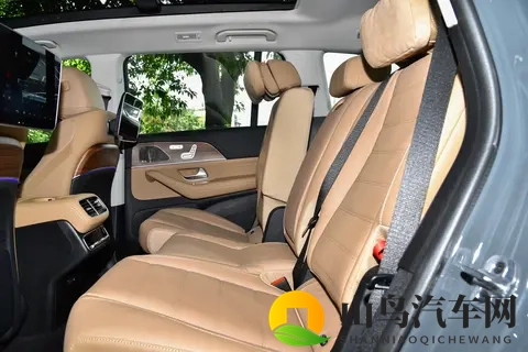 106万元起 2026款奔驰GLS上市 配置微调-2