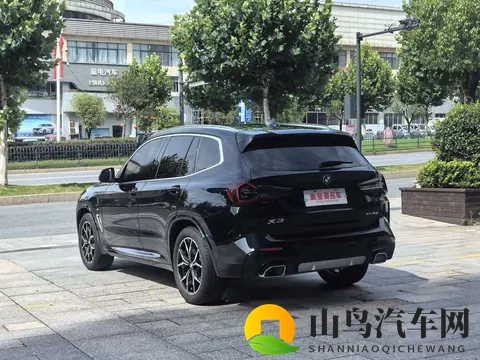 24万拿下准新宝马X3，感受德系豪华SUV的驾控魅力-1