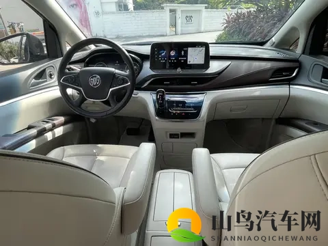 男男激情网站：智能驾驶风潮起，新能源崛起，汽车文化传承新篇章-3