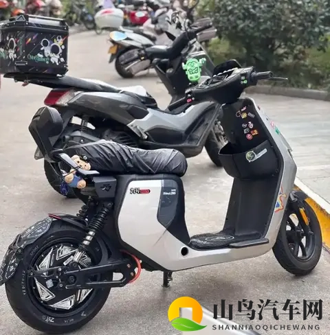 16寸的轮胎性能更强，为什么电动车却大多数用14寸的？为了省钱吗-3