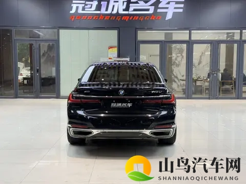 538万，体验陆地头等舱——22款宝马740Li，7万公里-1
