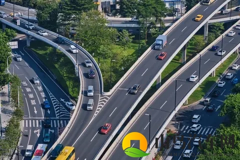 2025年高速公路收费变革：哪些路段免了费？未来趋势如何？-2