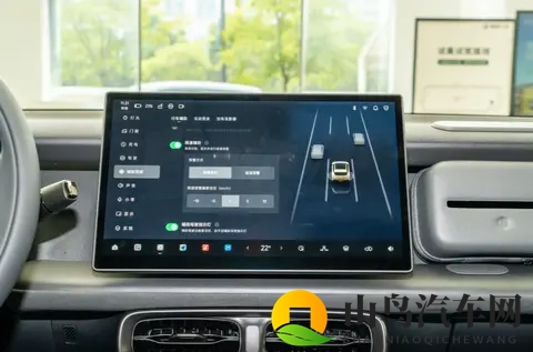 预售价格偏高,准备卖给谁?1058万元起的零跑Lafa5值得买吗?-1