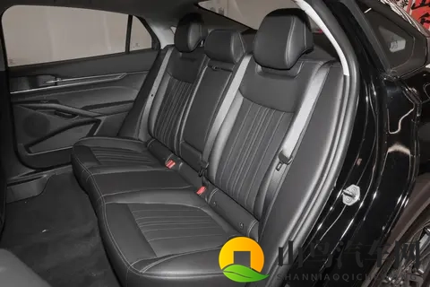 试驾蒙迪欧20T豪华型，解决动力与油耗之间的三角难题-1